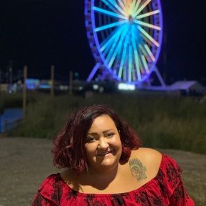 Meet your Posher, Marisa